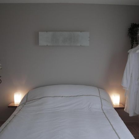 Au Doux Repos Bed & Breakfast Lucbardez-et-Bargues Exterior foto